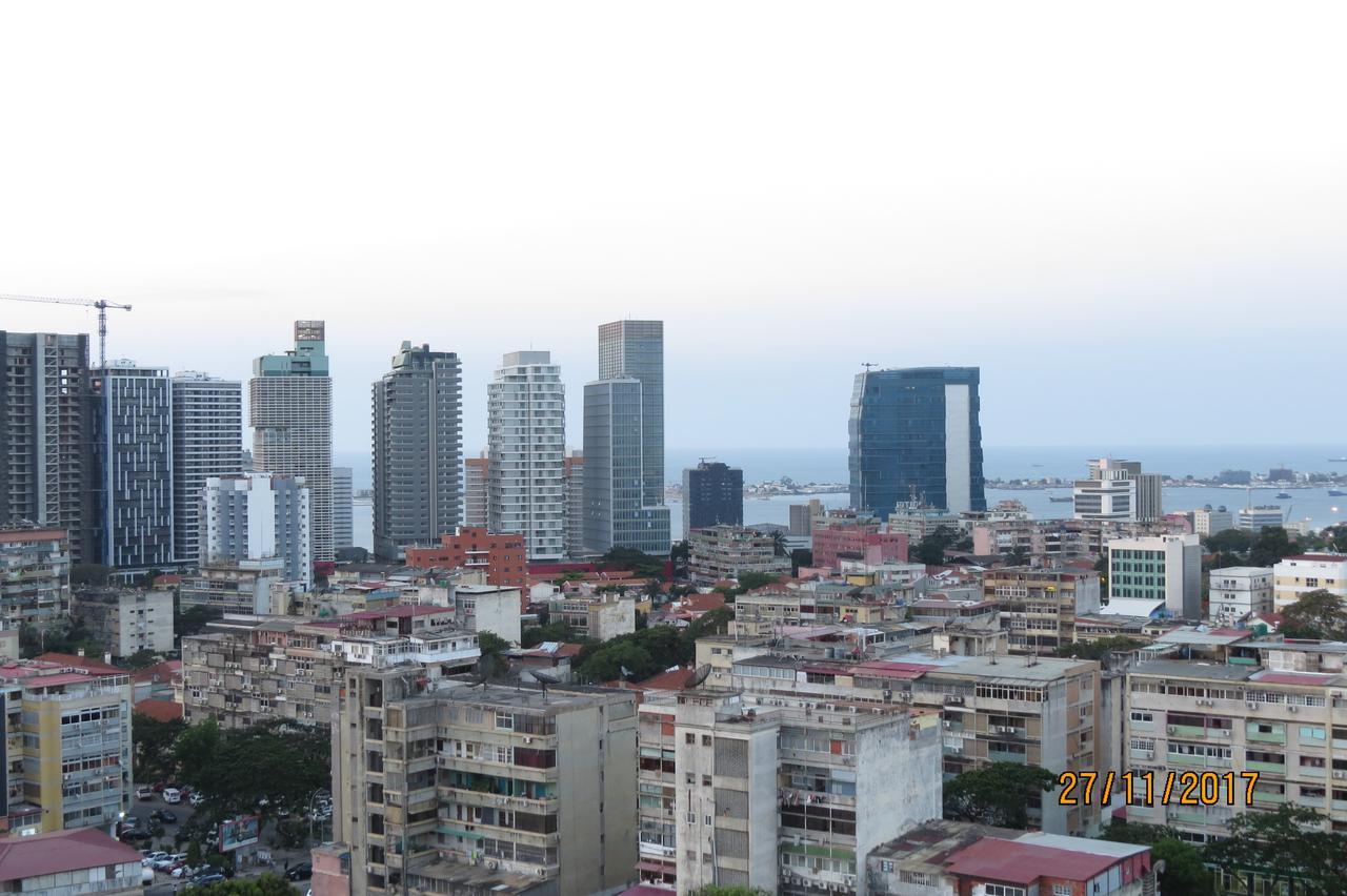 Rk Suite Hotel Luanda Exteriör bild