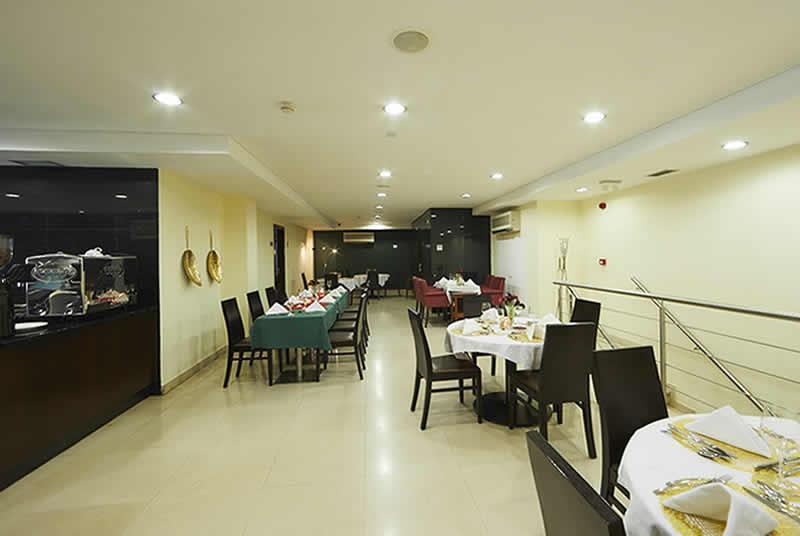 Rk Suite Hotel Luanda Exteriör bild