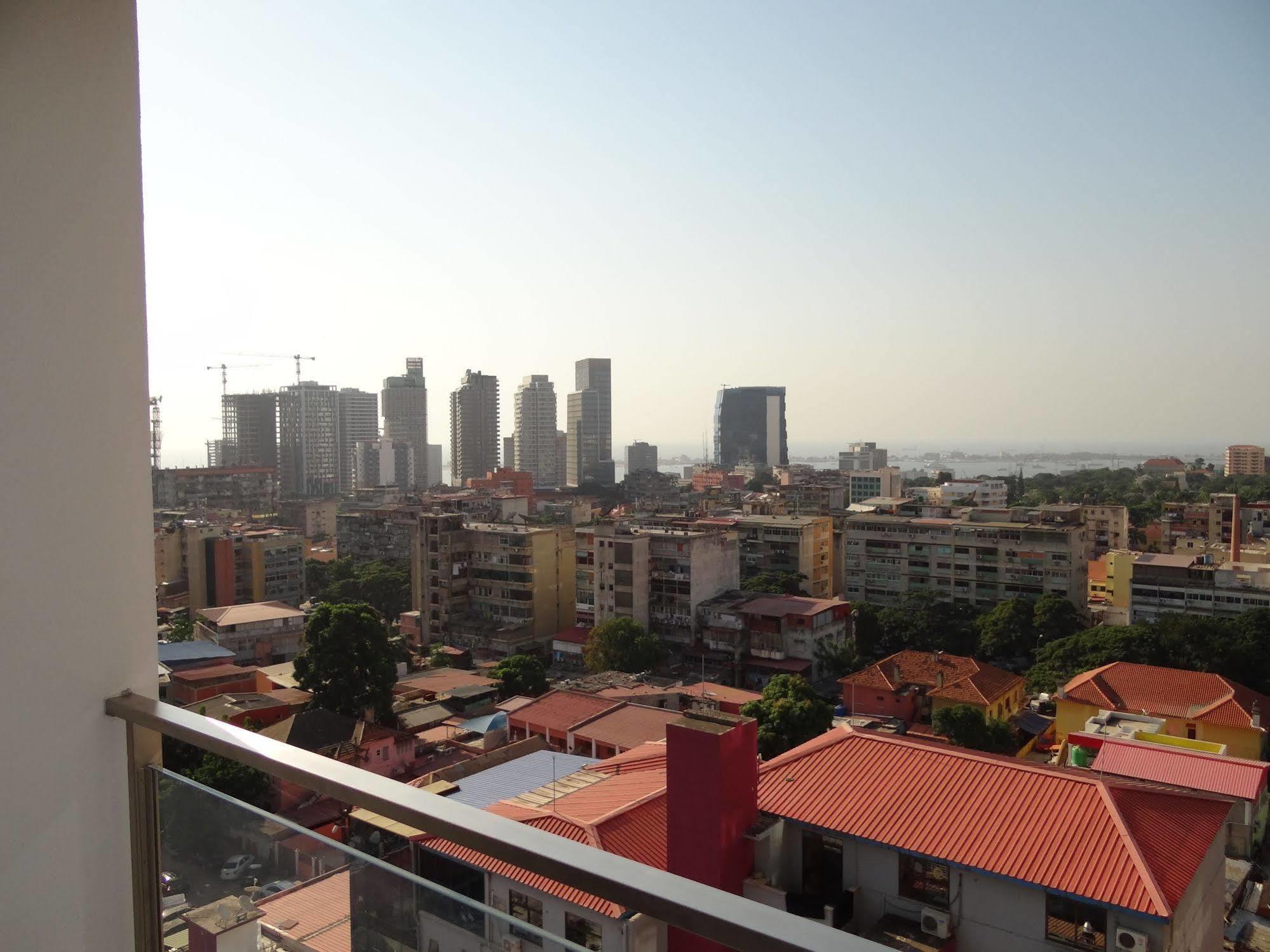 Rk Suite Hotel Luanda Exteriör bild