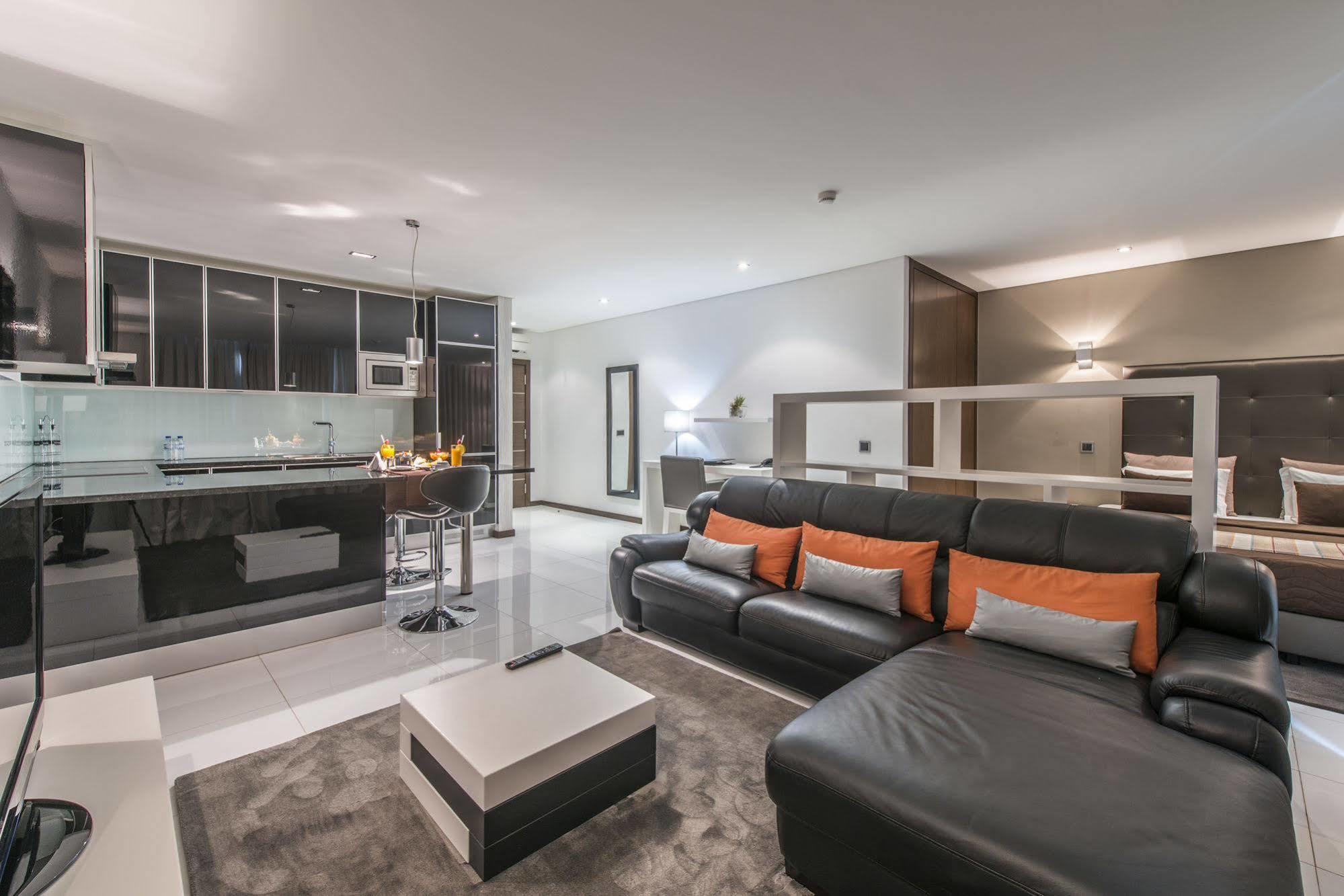 Rk Suite Hotel Luanda Exteriör bild