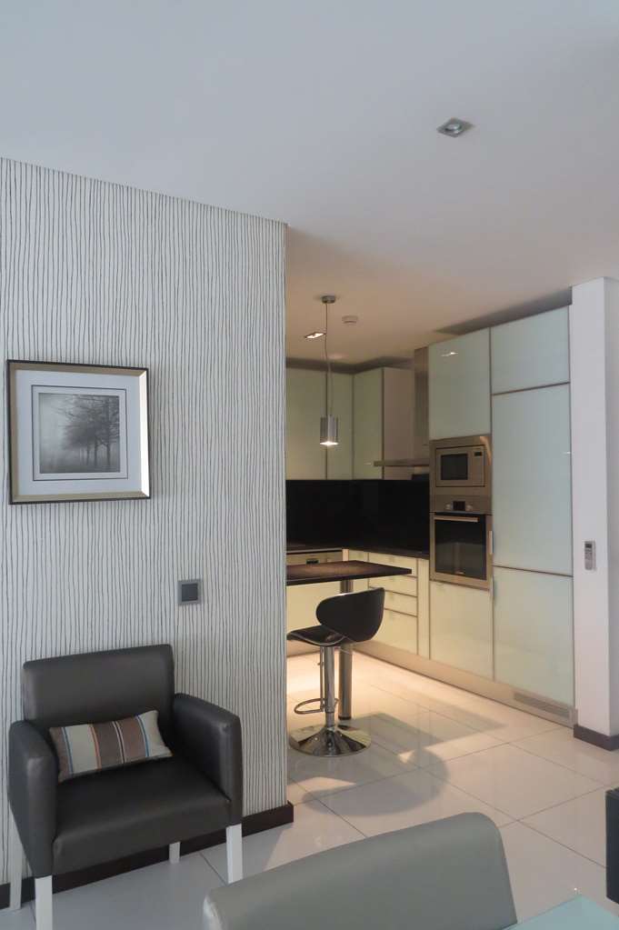 Rk Suite Hotel Luanda Rum bild